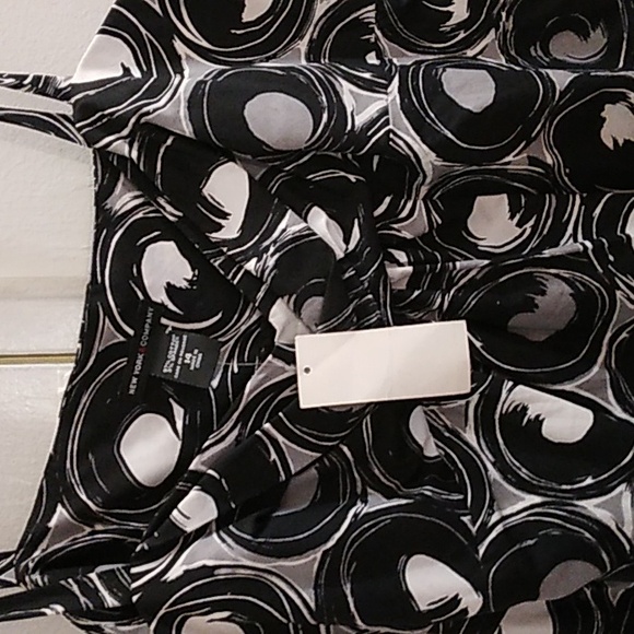 Black and white dress - Picture 4 of 6